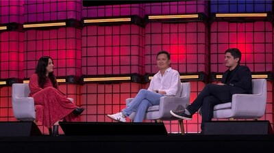 Da esquerda para a direita, Maria Curi, do Axios, Arsen Tomsky, da inDrive, e Alessio Silva Alionço, da Pipefy