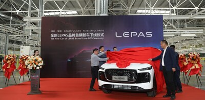 Revelação do primeiro veículo novo da LEPAS, o L8 (PRNewsfoto/Chery Automobile Co., Ltd.)