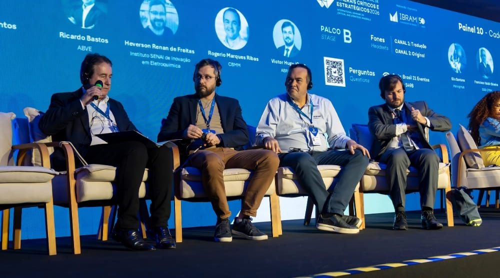 Painel do IBRAM debate armazenamento de energia e oportunidades para minerais críticos como lítio e nióbio.