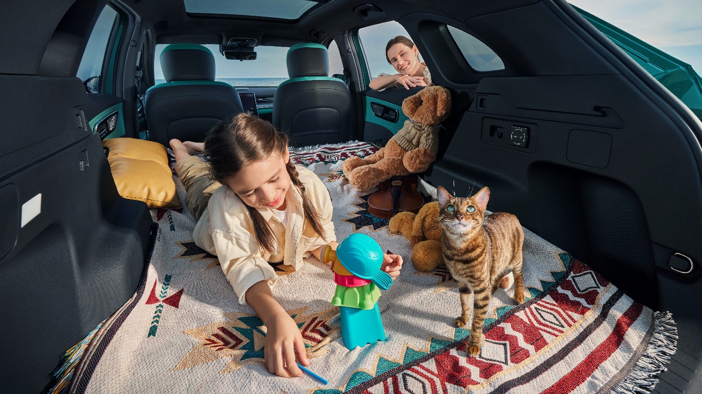Do Campo &agrave; Estrada &ndash; LEPAS L8 PHEV Redefine a Mobilidade Elegante