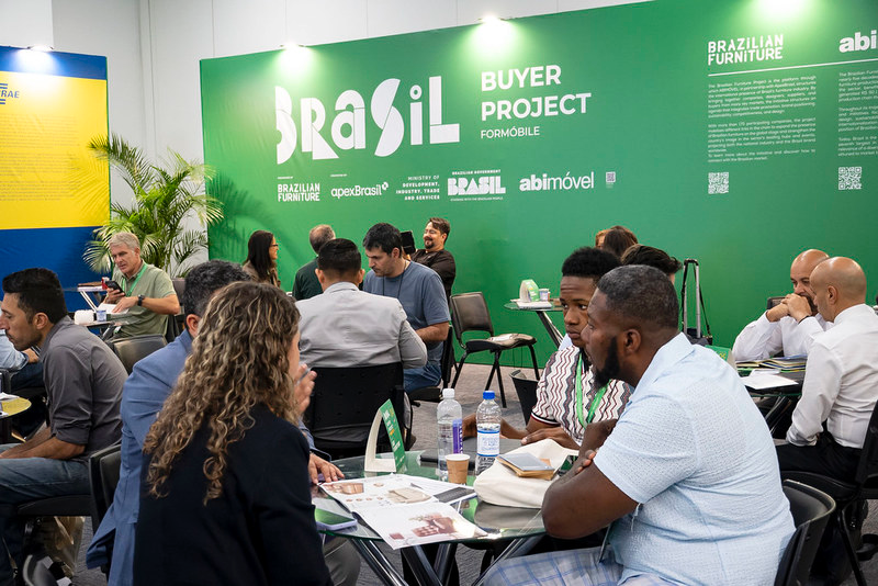 ForM&oacute;bile promove rodadas de neg&oacute;cios em seu segundo dia