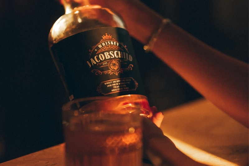 O sucesso dos licores de whiskey entre novos apreciadores