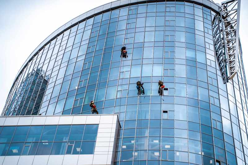 Vidro ultrafino de 1 mm avan&ccedil;a na constru&ccedil;&atilde;o civil