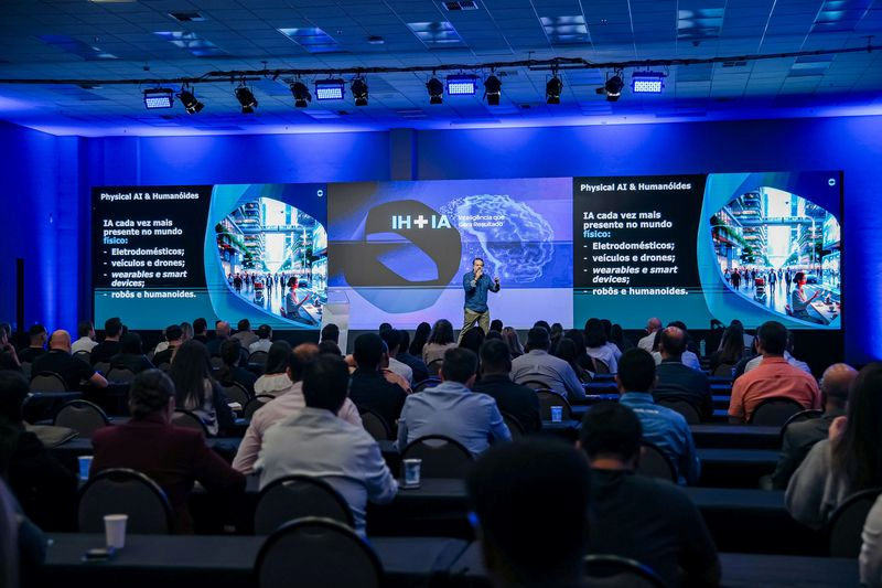 TOTVS expande roadshow sobre IA para o 2&ordm; semestre de 2026