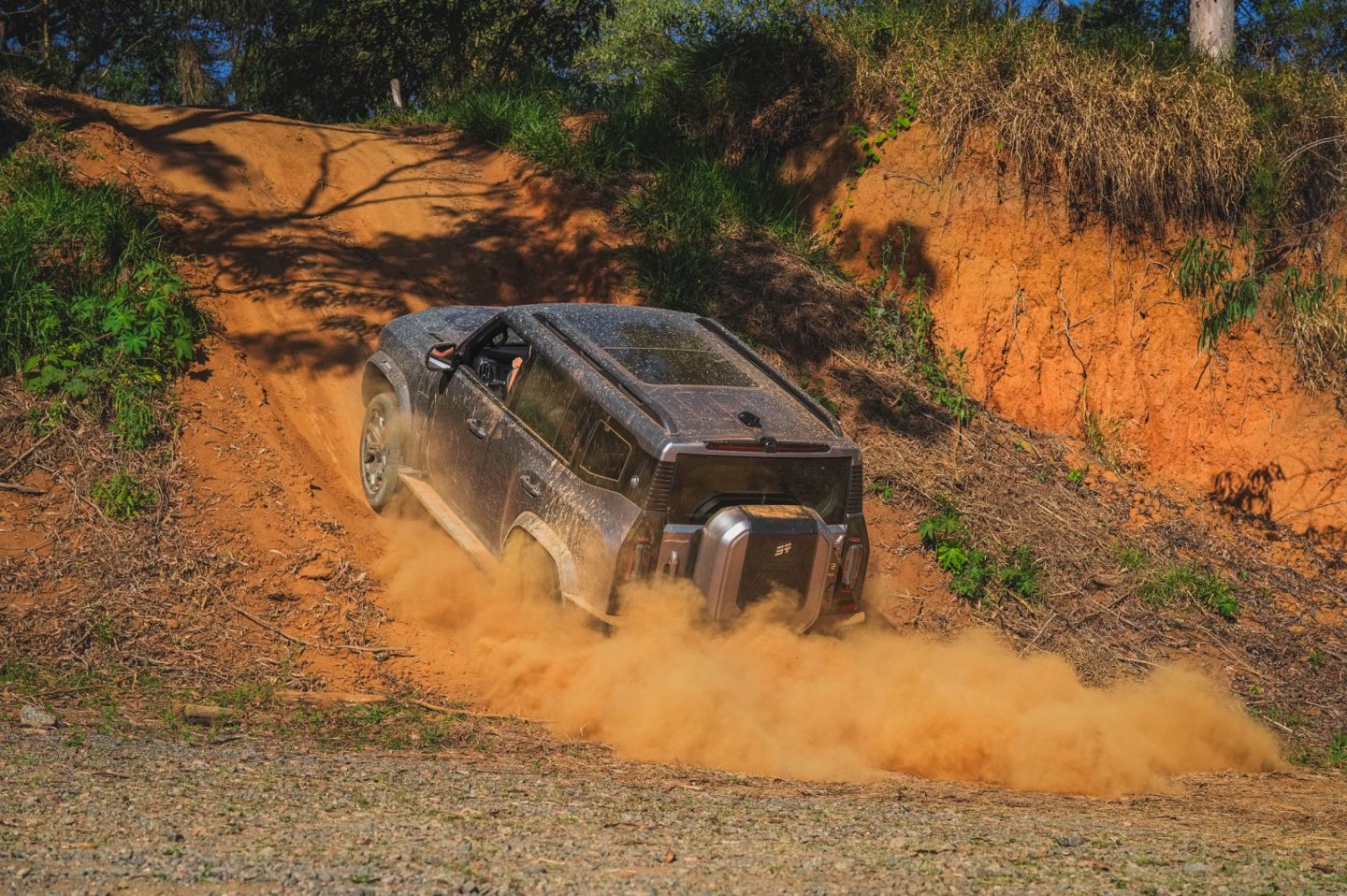 JETOUR T2 Enfrenta Desafios no Brasil em Teste Off-Road Real